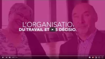 Il est important de comprendre les limites des responsabilités de chacun. Bénévoles et salariés doivent pouvoir coopérer et la hiérarchie doit être claire. L’organisation de la prise de décision doit être clairement définie.  