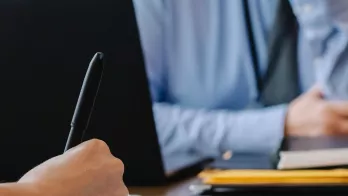 Le code identifiant de convention collective (IDCC) permet de définir quels établissements relèvent de chaque Opérateur de Compétence (OPCO)