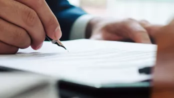 contrat de professionnalisation, Uniformation soutient les employeurs suite à la suppression de l’aide d’État